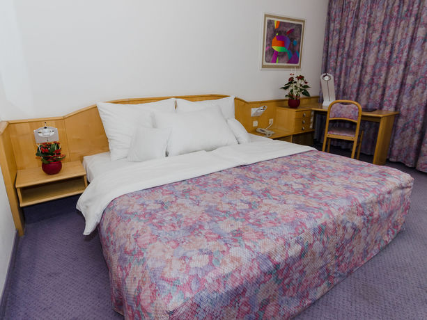 Imagen de la habitación del Hotel Cosmopolitan Bobycentrum. Foto 8