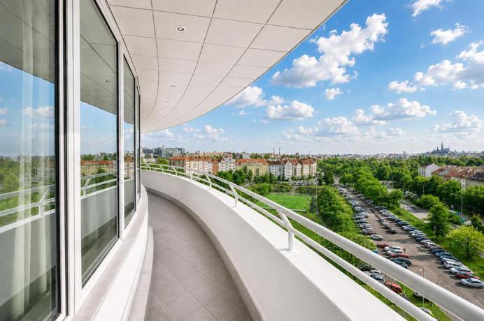 Imagen de los interiores del Hotel Cosmopolitan Bobycentrum. Foto 9