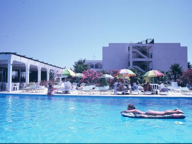 Imagen general del Hotel Cosmopolitan Kos Hotel. Foto 3