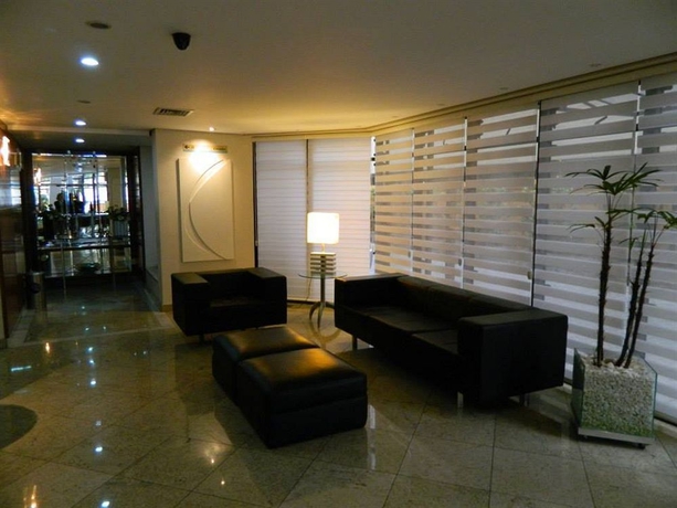 Imagen de los interiores del Hotel Cosmopolitan Praia Flat. Foto 7
