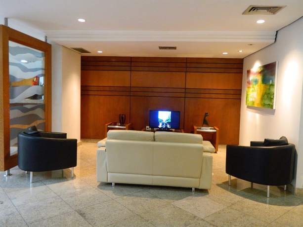 Imagen de los interiores del Hotel Cosmopolitan Praia Flat. Foto 12