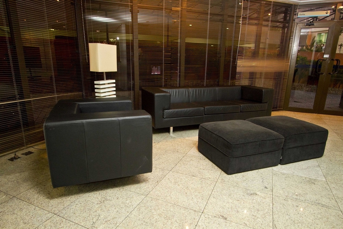 Imagen de los interiores del Hotel Cosmopolitan Praia Flat. Foto 13