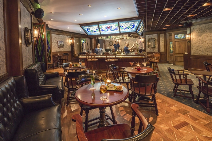 Imagen de los interiores del Hotel Cosmos 100 and Centro De Convenciones. Foto 8