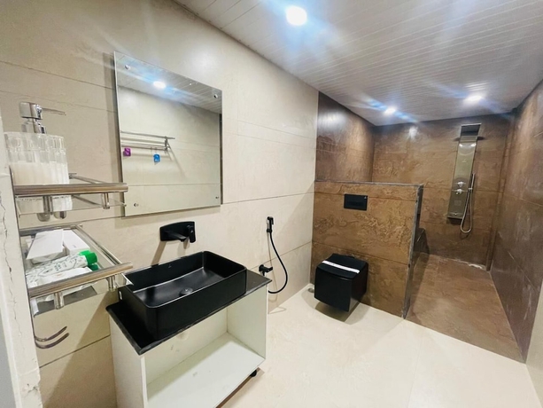 Imagen de la habitación del Hotel Cosmos, Bhubaneshwar. Foto 13