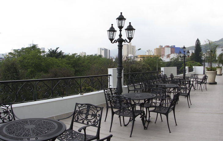 Imagen del bar/restaurante del Hotel Cosmos Cali. Foto 3