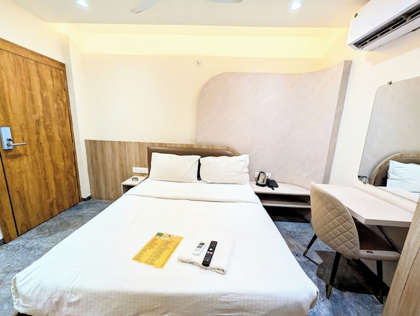 Imagen de la habitación del Hotel Cosmos Green. Foto 6
