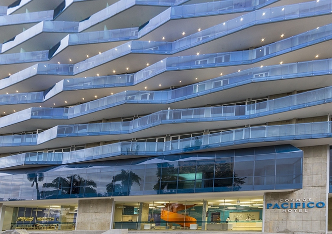 Imagen general del Hotel Cosmos Pacifico. Foto 2