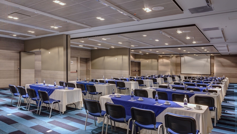 Imagen de los interiores del Hotel Cosmos Pacifico. Foto 14