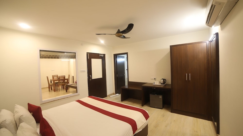 Imagen de la habitación del Hotel Cosmos Raj Plaza Jaipur. Foto 3