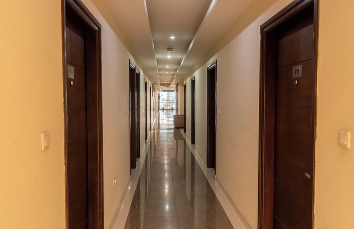 Imagen de los interiores del Hotel Cosmos Raj Plaza Jaipur. Foto 18