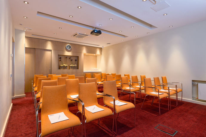 Imagen de los interiores del Hotel Cosmos Saint-Petersburg Nevsky Prospect Hotel, A Member Of Radisson Individuals. Foto 14