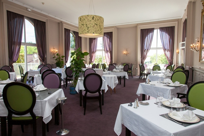 Imagen del bar/restaurante del Hotel Cosmos and Spa. Foto 4