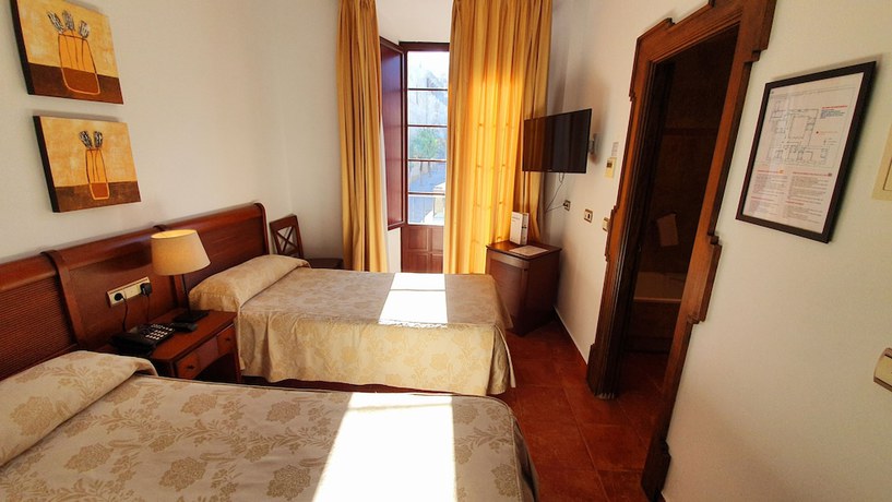 Imagen de la habitación del Hotel Coso Viejo. Foto 2