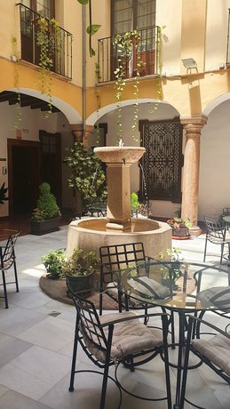 Imagen de los interiores del Hotel Coso Viejo. Foto 10