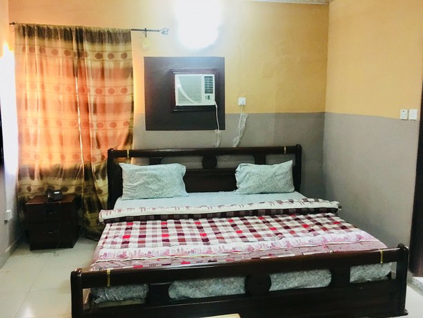 Imagen de la habitación del Hotel Cossy and Suite. Foto 12