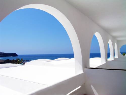 Imagen de la habitación del Hotel Cossyra. Foto 15