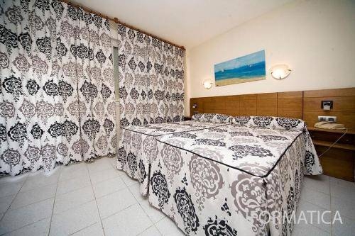 Imagen general del Hotel Costa Azahar. Foto 14