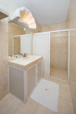 Imagen de la habitación del Hotel Costa Azul, Acapulco. Foto 5