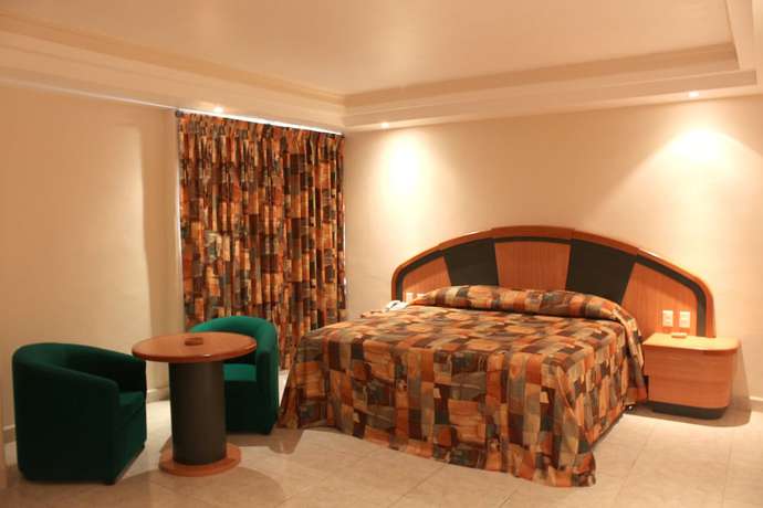 Imagen de la habitación del Hotel Costa Azul, Acapulco. Foto 8