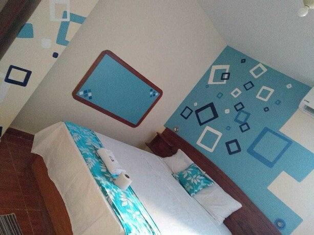 Imagen de la habitación del Hotel Costa Azul, La Banda de Shilcayo. Foto 19