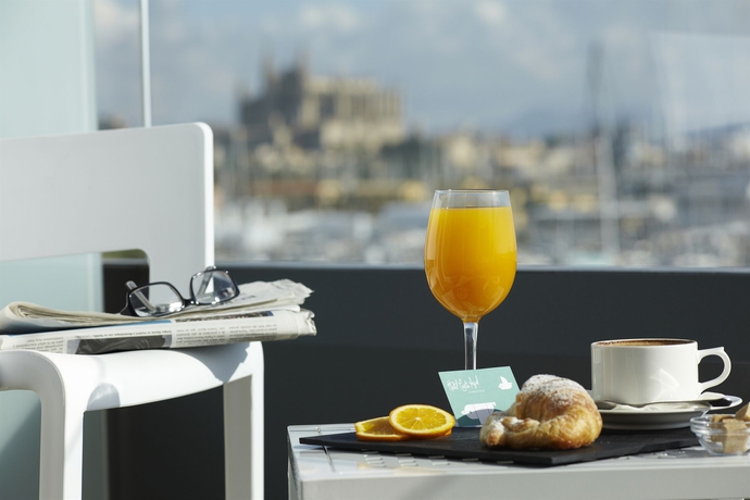 Imagen del bar/restaurante del Hotel Costa Azul, Palma de Mallorca. Foto 8