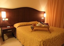 Imagen de la habitación del Hotel Costa Azul, Sicilia. Foto 6