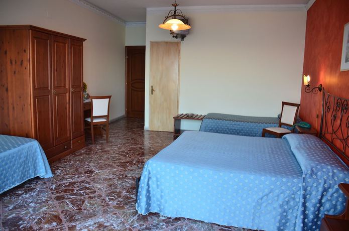 Imagen de la habitación del Hotel Costa Azzurra. Foto 6