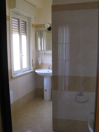 Imagen de la habitación del Hotel Costa Azzurra. Foto 18