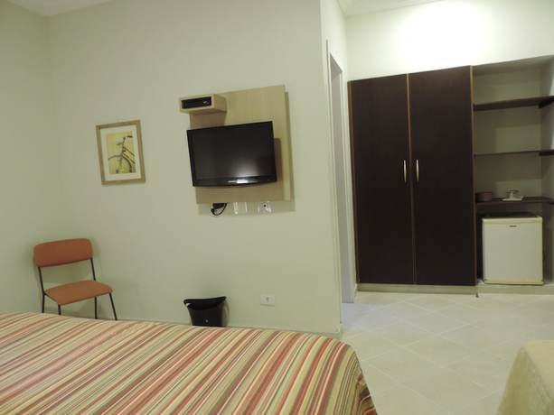 Imagen de la habitación del Hotel Costa Balena. Foto 13