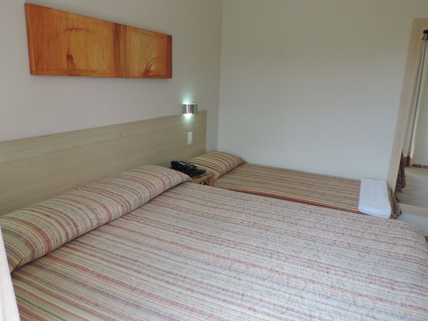 Imagen de la habitación del Hotel Costa Balena. Foto 16