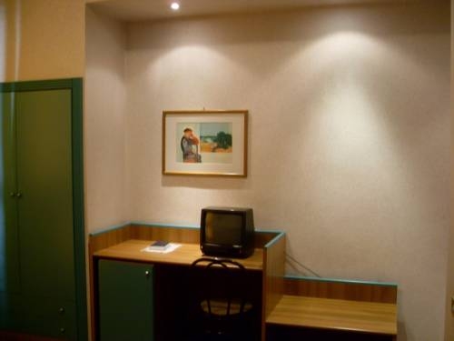 Imagen general del Hotel Costa, Bari. Foto 4