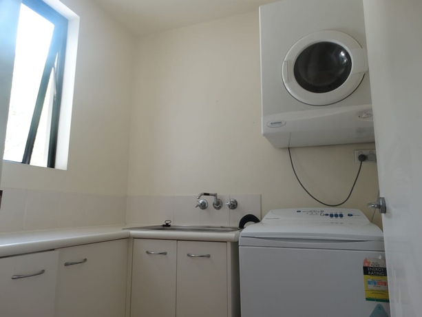 Imagen de la habitación del Hotel Costa Bella Apartments. Foto 18