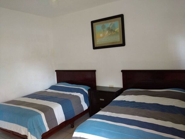 Imagen general del Hotel Costa Belle. Foto 9