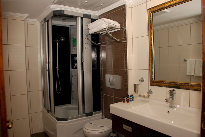Imagen de la habitación del Hotel Costa Bitezhan. Foto 4