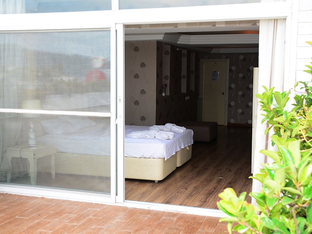 Imagen de la habitación del Hotel Costa Blu Bodrum. Foto 10