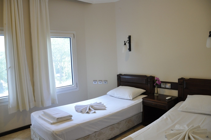 Imagen de la habitación del Hotel Costa Bodrum City. Foto 1