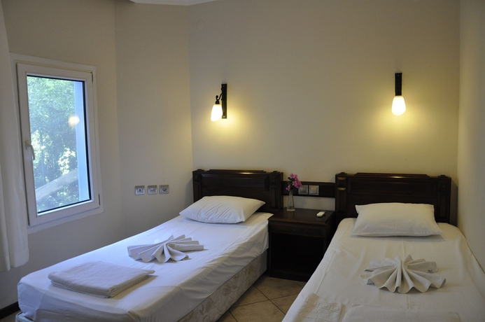 Imagen de la habitación del Hotel Costa Bodrum City. Foto 4