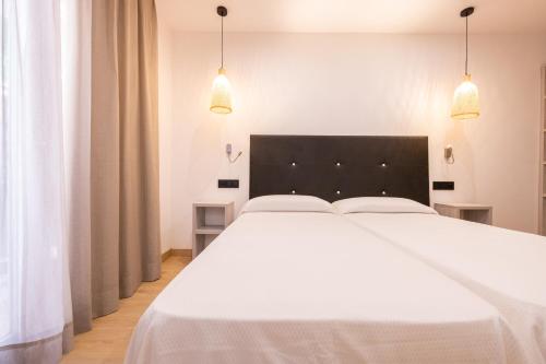 Imagen general del Hotel Costa Brava, Roses. Foto 6