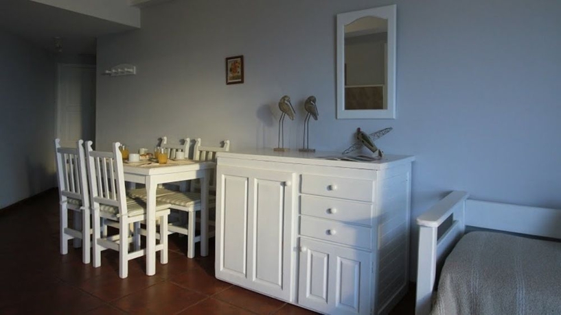 Imagen de los interiores del Hotel Costa Carilo Apart De Mar. Foto 4