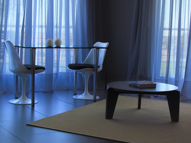 Imagen de los interiores del Hotel Costa Colonia - Riverside Boutique. Foto 7