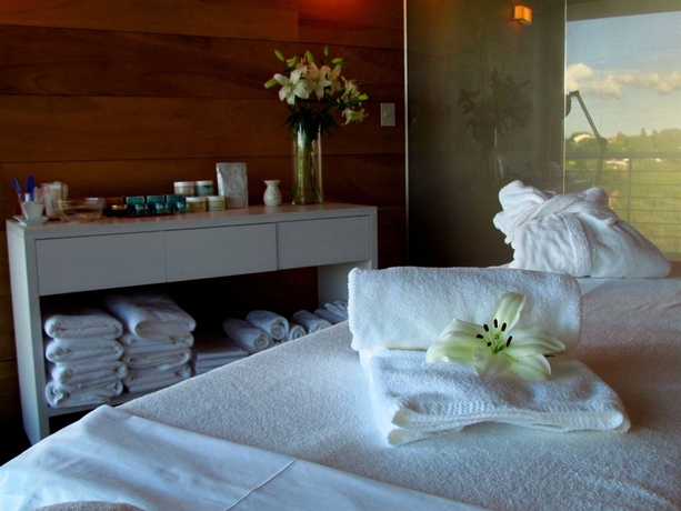 Imagen de los interiores del Hotel Costa Colonia - Riverside Boutique. Foto 11