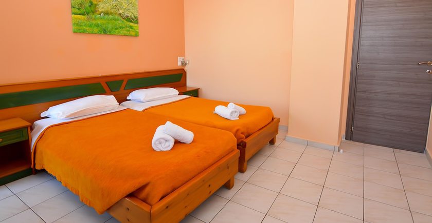 Imagen de la habitación del Hotel Costa, Corfu. Foto 4