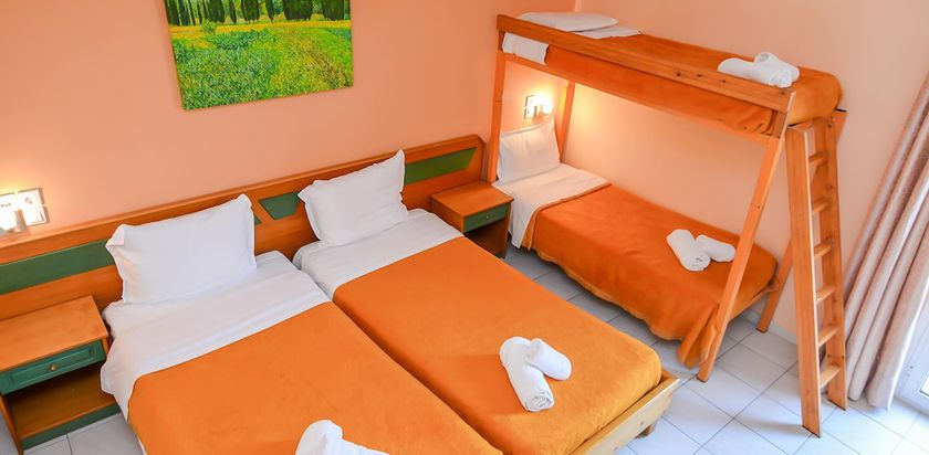 Imagen de la habitación del Hotel Costa, Corfu. Foto 10