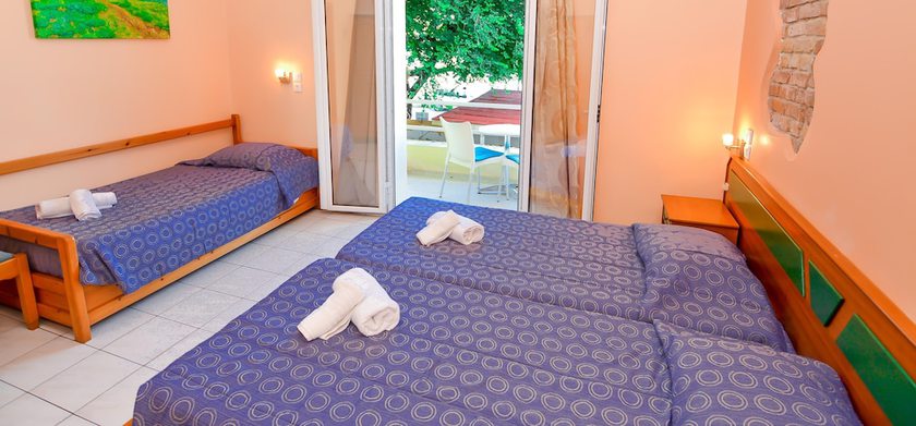 Imagen de la habitación del Hotel Costa, Corfu. Foto 15