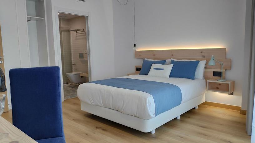 Imagen de la habitación del Hotel Costa Da Morte. Foto 7