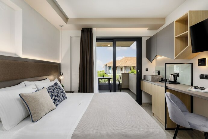 Imagen general del Hotel Costa De Luxe Suites. Foto 4