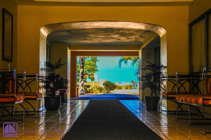 Imagen de los interiores del Hotel Costa De Oro Beach. Foto 14