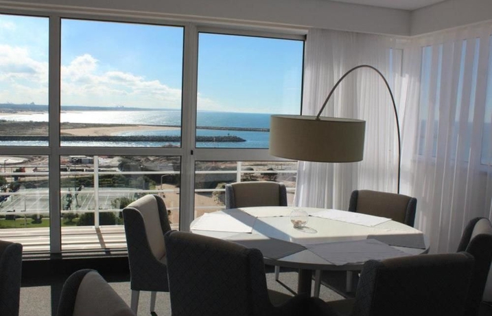 Imagen de la habitación del Hotel Costa De Prata. Foto 5