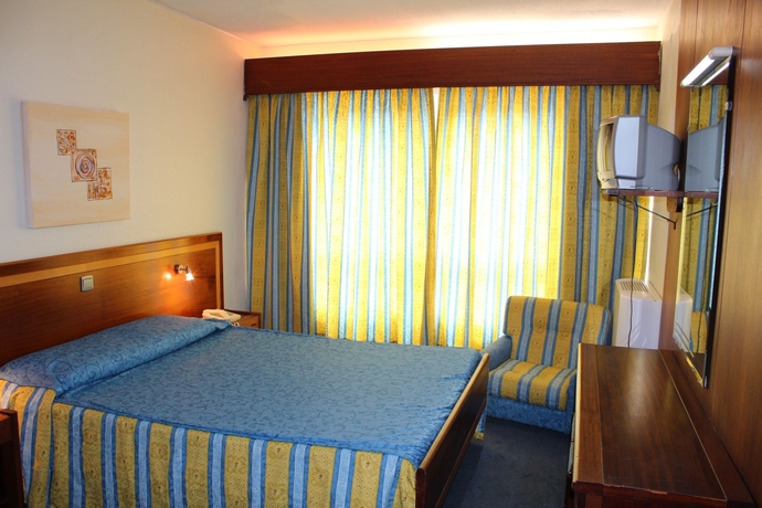 Imagen de la habitación del Hotel Costa De Prata. Foto 6