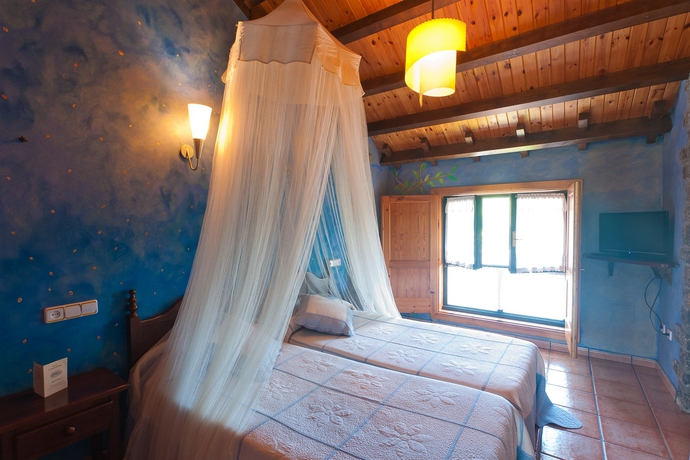 Imagen de la habitación del Hotel Costa De Rodiles. Foto 6